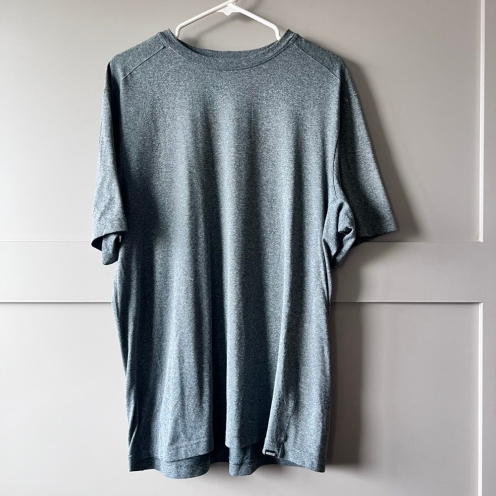 REI Co-op T-Shirt Mens Large Green Short Sleeve Active Performance Tee Crew Neck